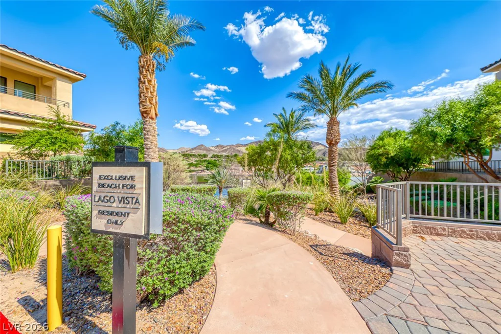 72 Bella Lago, Henderson, NV 89011