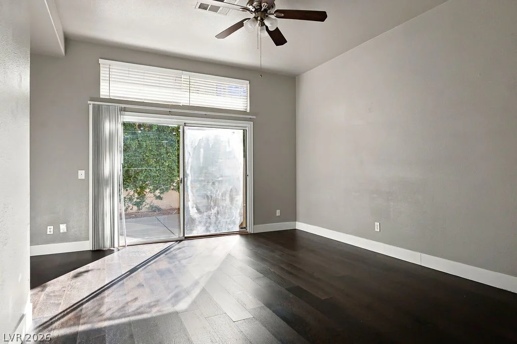9113 Sunnyfield, Las Vegas, NV 89134
