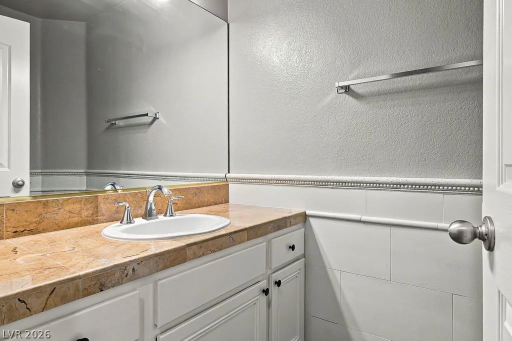 9113 Sunnyfield, Las Vegas, NV 89134