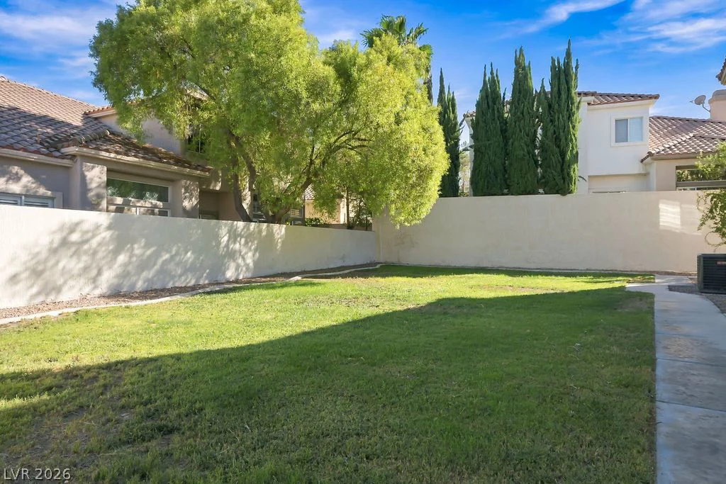 9113 Sunnyfield, Las Vegas, NV 89134