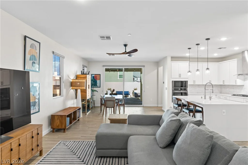 3500 Brezine, Henderson, NV 89044
