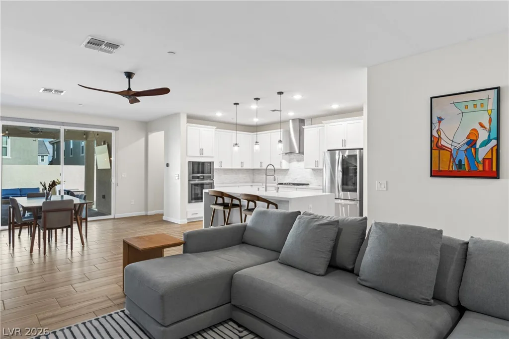 3500 Brezine, Henderson, NV 89044