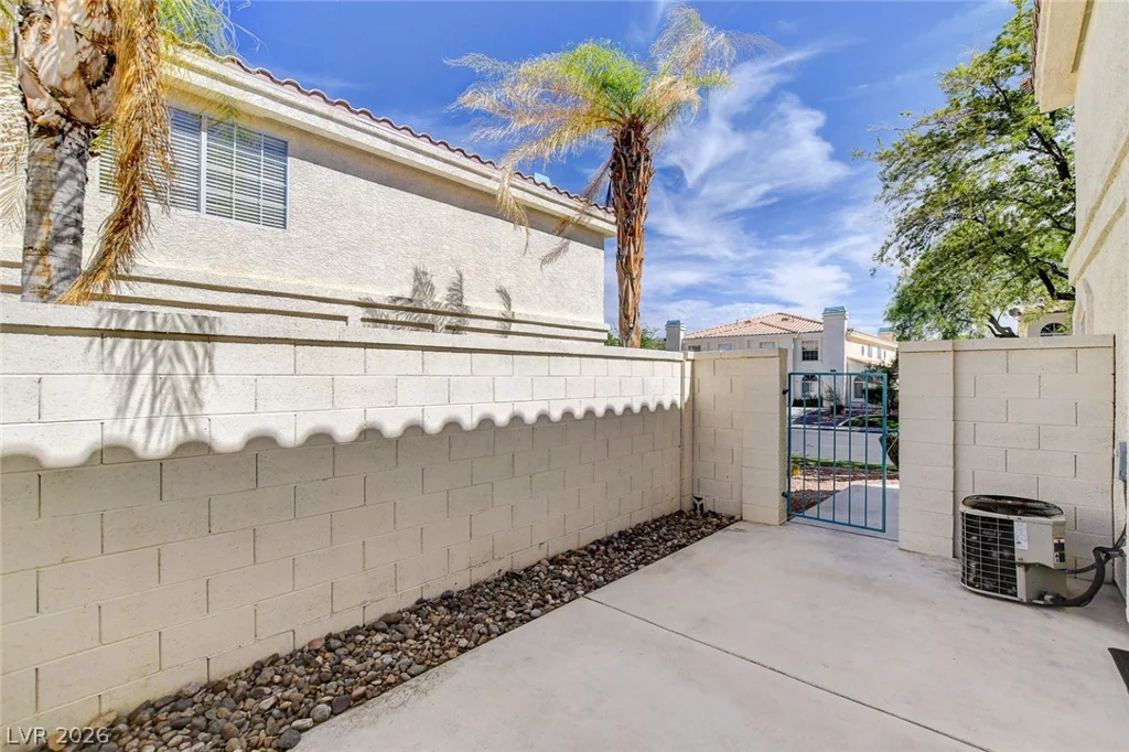 8036 Delbonita, Las Vegas, NV 89147