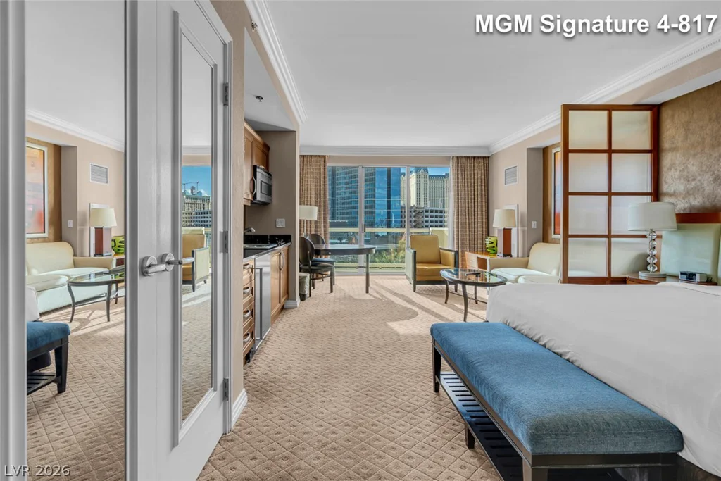 125 Harmon, Las Vegas, NV 89109