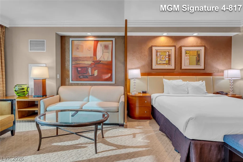 125 Harmon, Las Vegas, NV 89109
