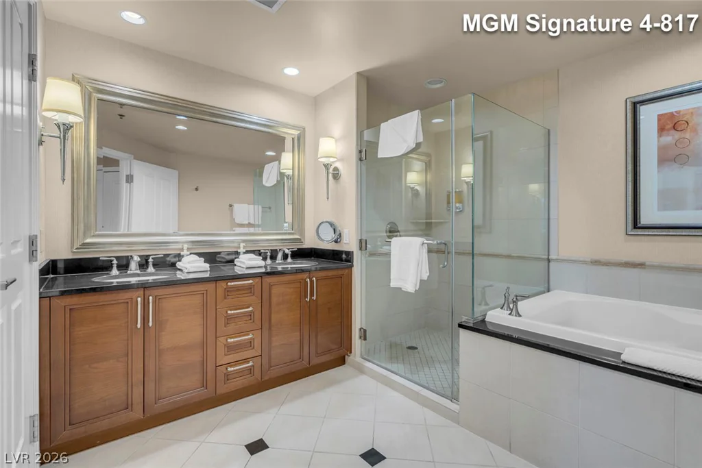 125 Harmon, Las Vegas, NV 89109
