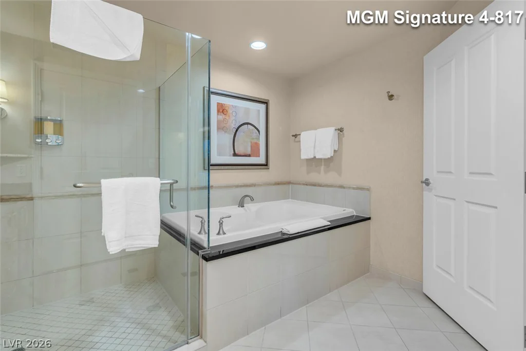 125 Harmon, Las Vegas, NV 89109