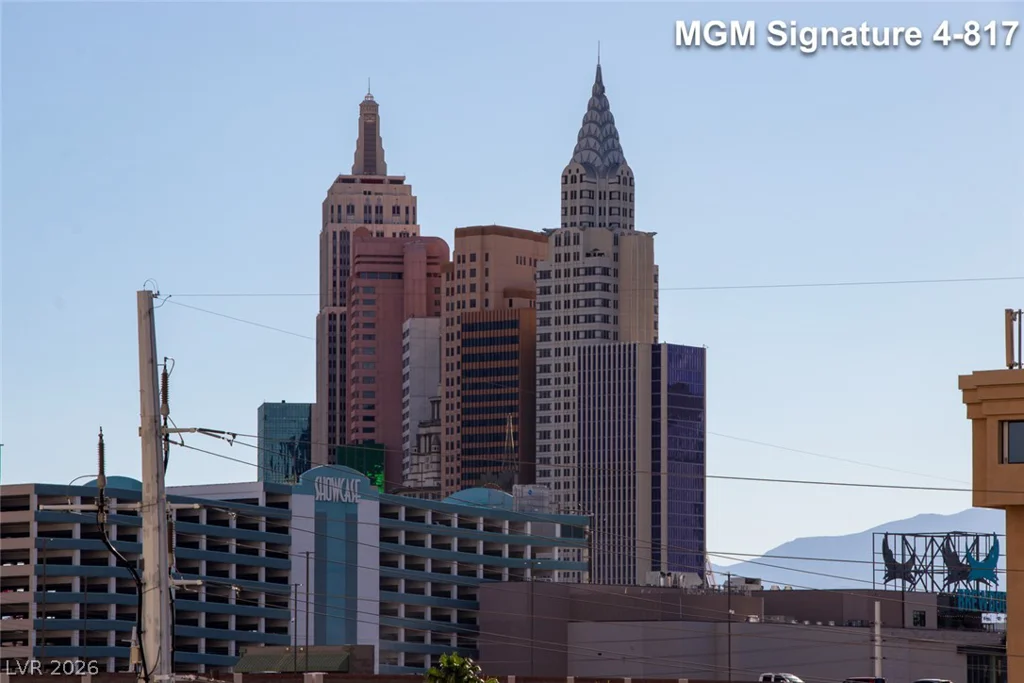 125 Harmon, Las Vegas, NV 89109