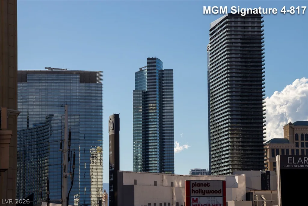 125 Harmon, Las Vegas, NV 89109