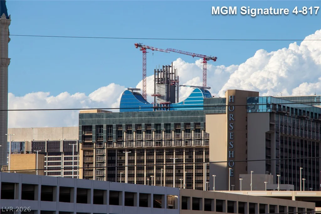 125 Harmon, Las Vegas, NV 89109