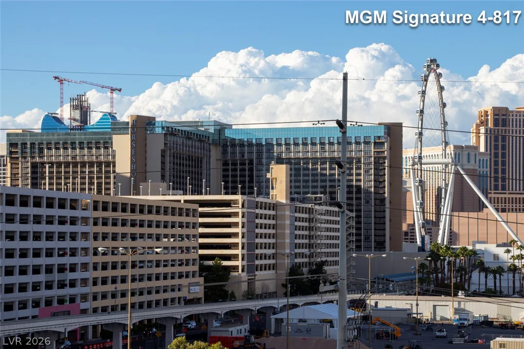 125 Harmon, Las Vegas, NV 89109
