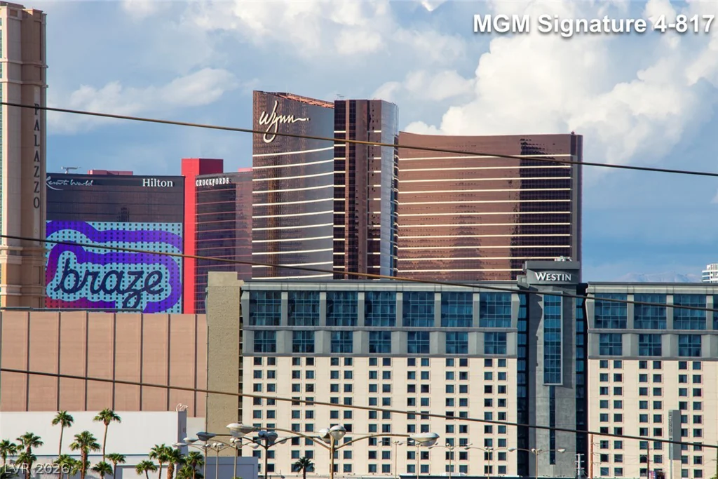 125 Harmon, Las Vegas, NV 89109