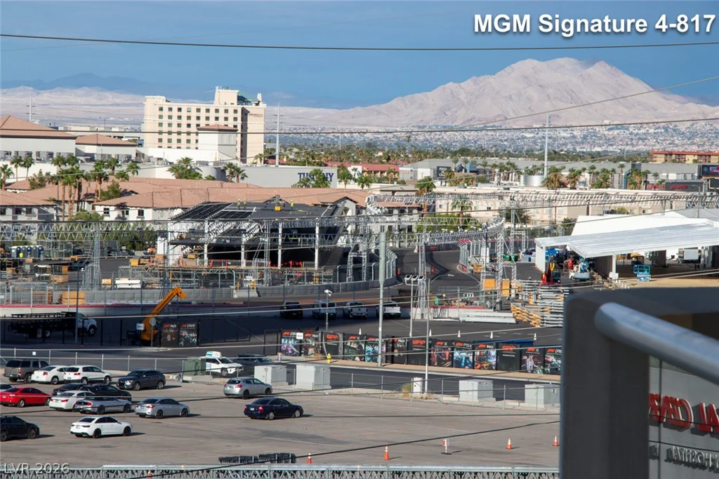 125 Harmon, Las Vegas, NV 89109