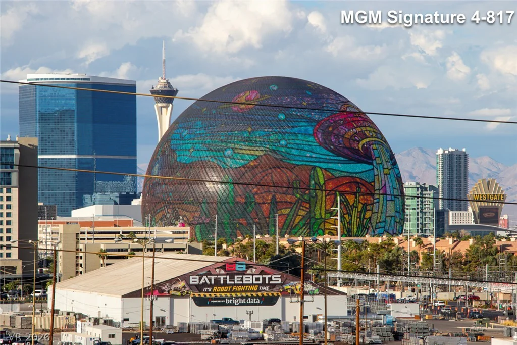 125 Harmon, Las Vegas, NV 89109
