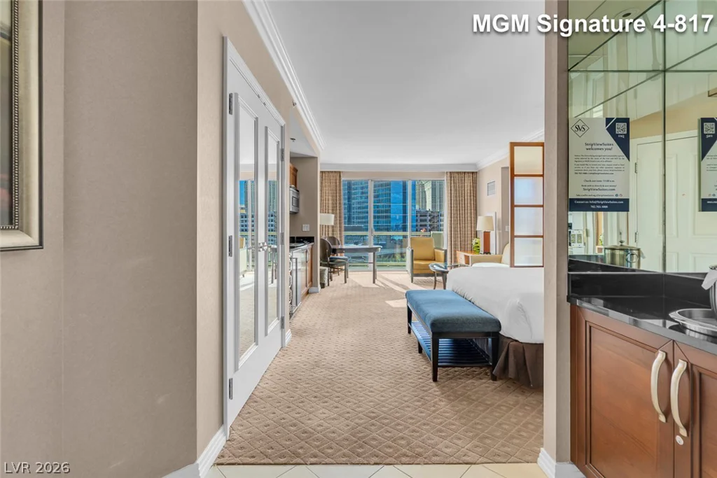 125 Harmon, Las Vegas, NV 89109