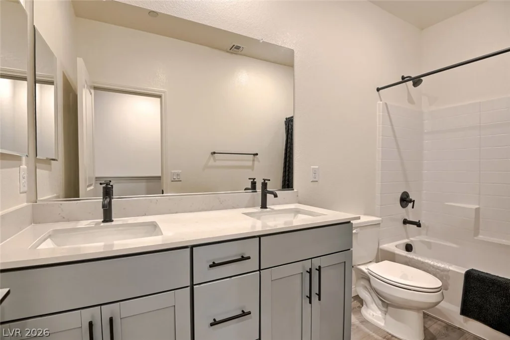 143 Silver Run, Las Vegas, NV 89138