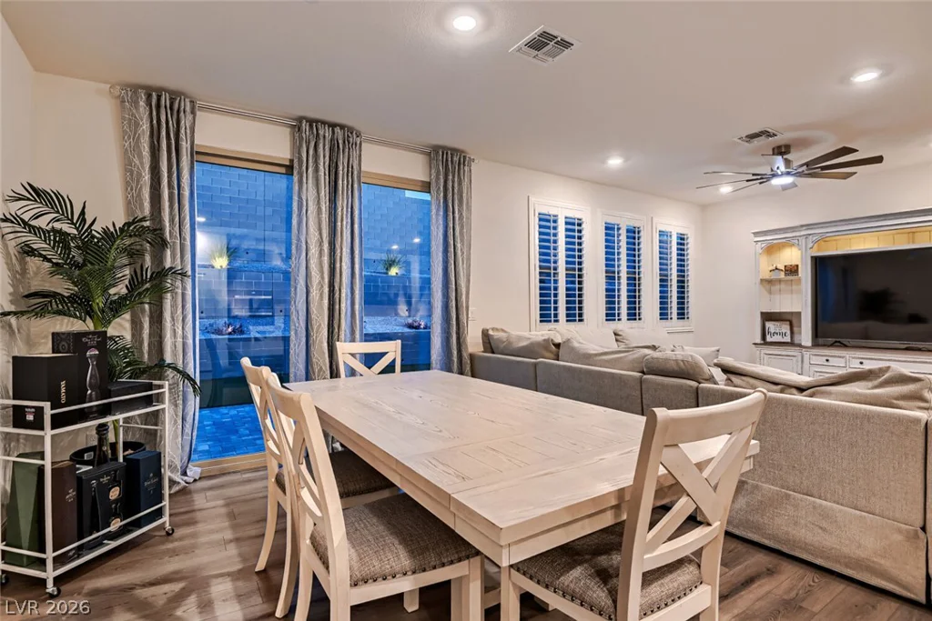 143 Silver Run, Las Vegas, NV 89138