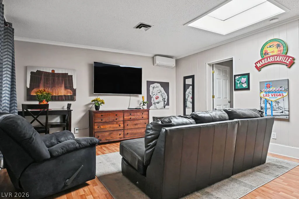 221 Circle, Las Vegas, NV 89101