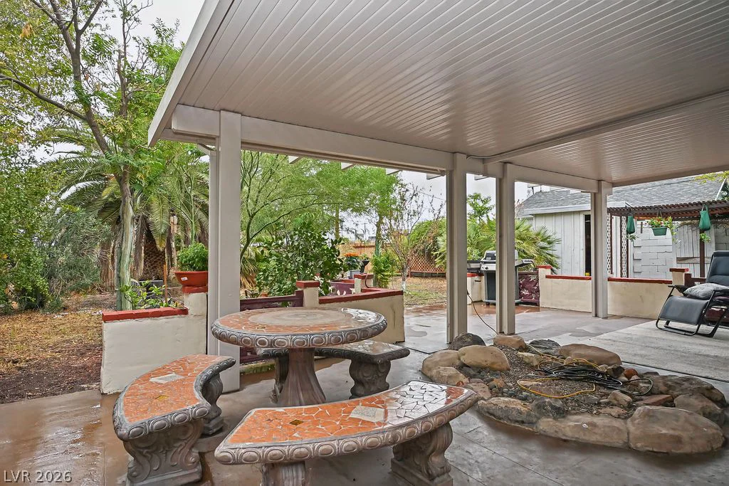 221 Circle, Las Vegas, NV 89101