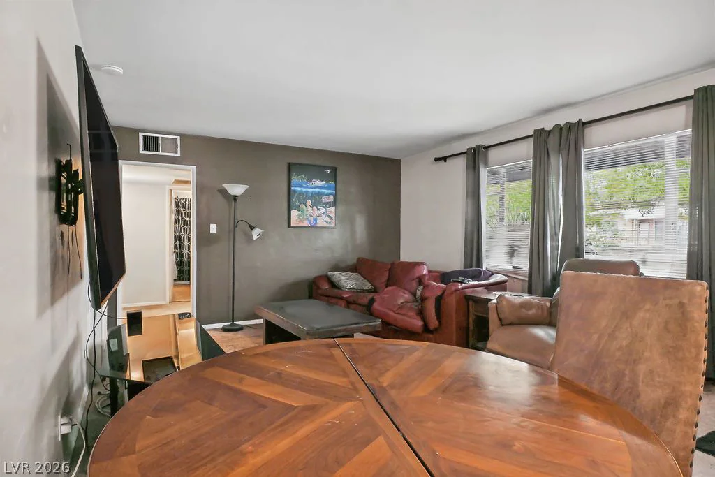 221 Circle, Las Vegas, NV 89101