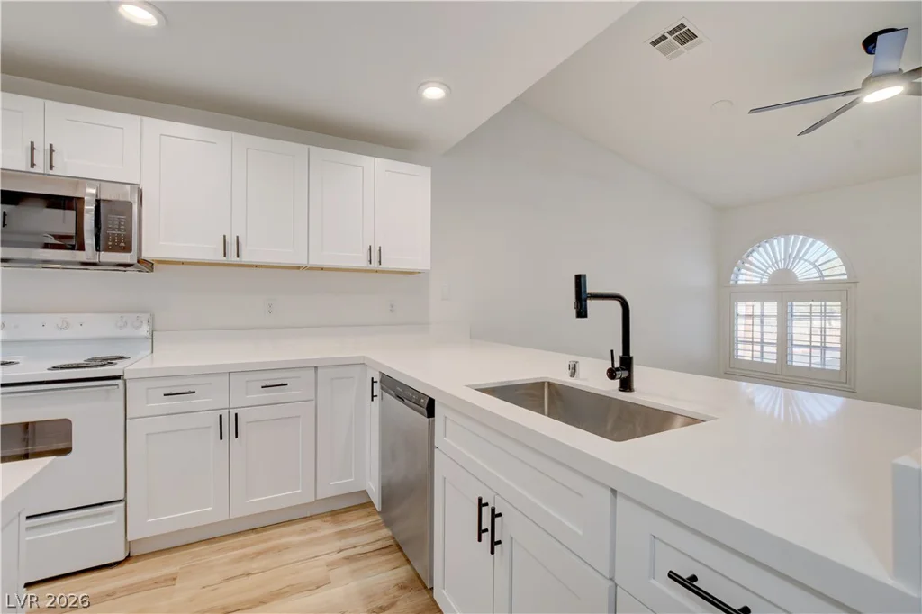 3676 Renovah, Las Vegas, NV 89129