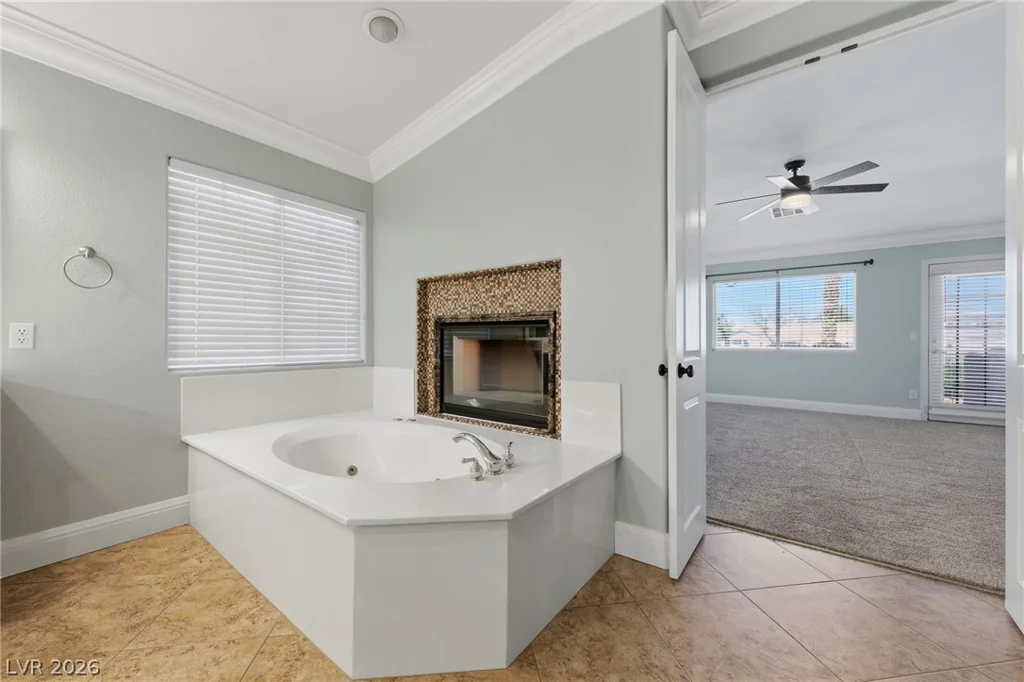 6926 Adobe Villa, Las Vegas, NV 89142