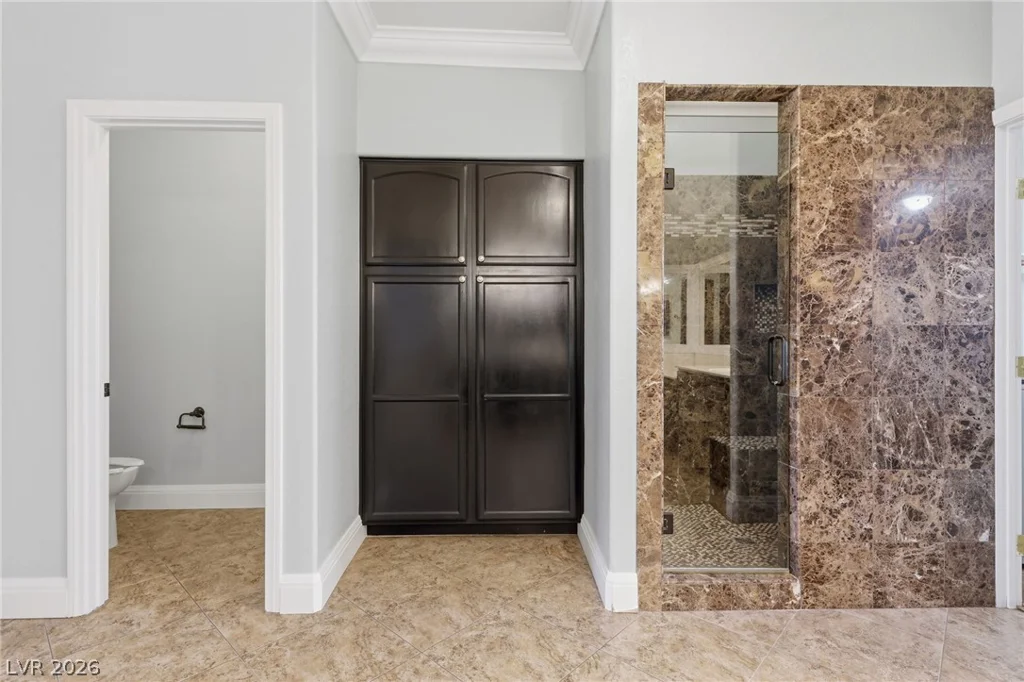 6926 Adobe Villa, Las Vegas, NV 89142