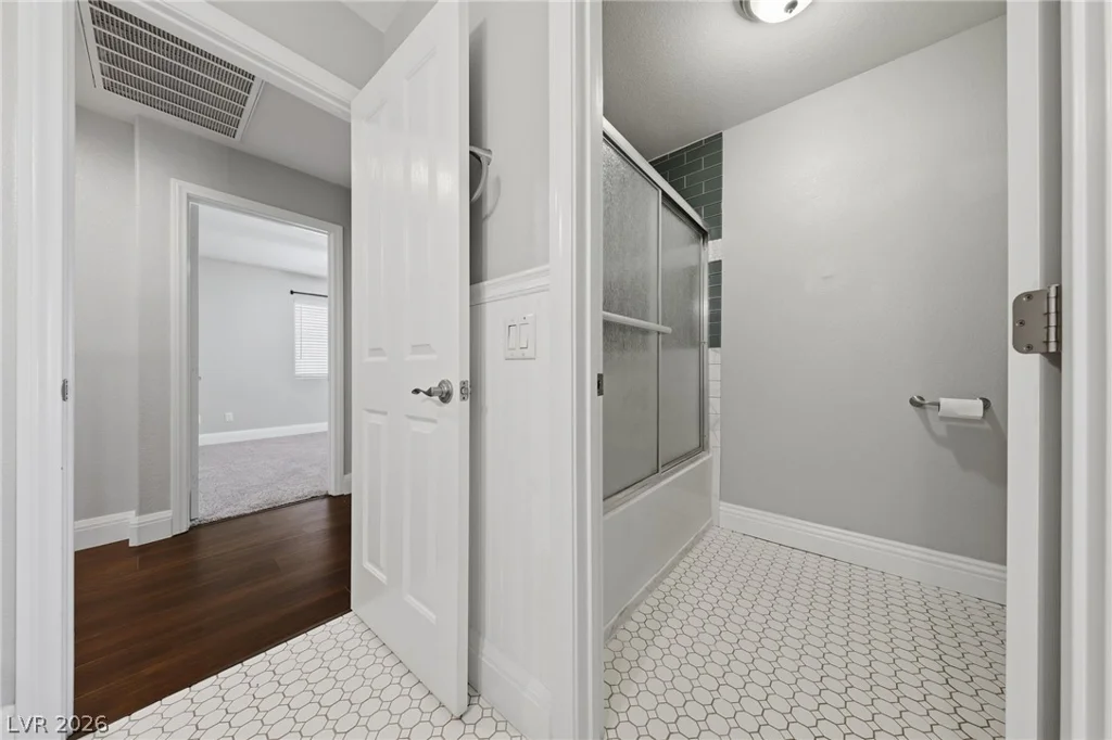 6926 Adobe Villa, Las Vegas, NV 89142