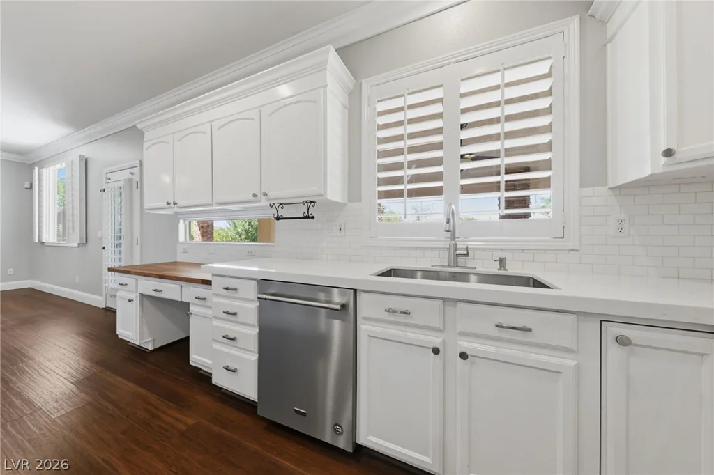 6926 Adobe Villa, Las Vegas, NV 89142