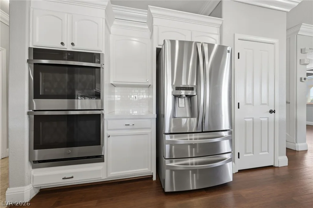 6926 Adobe Villa, Las Vegas, NV 89142