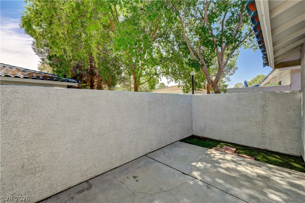 2040 Willowbury, Las Vegas, NV 89108