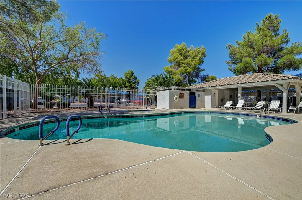 2040 Willowbury, Las Vegas, NV 89108