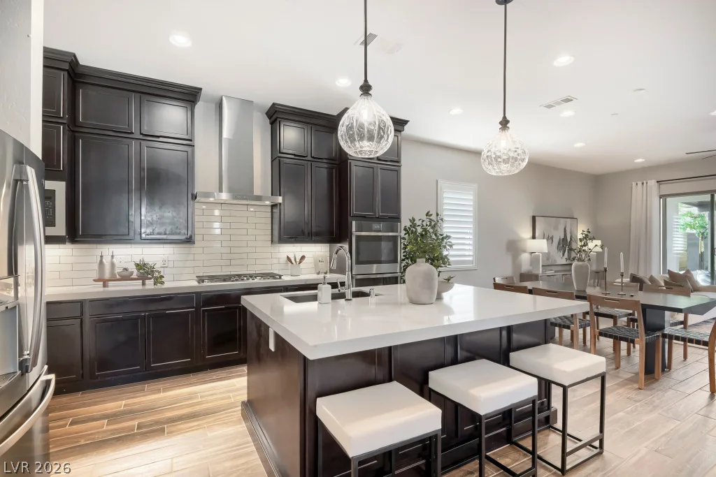 395 Nine Mile Creek, Las Vegas, NV 89138