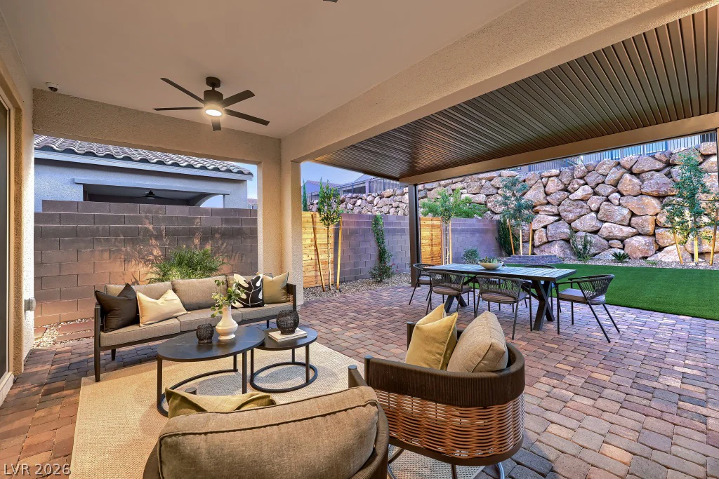 395 Nine Mile Creek, Las Vegas, NV 89138