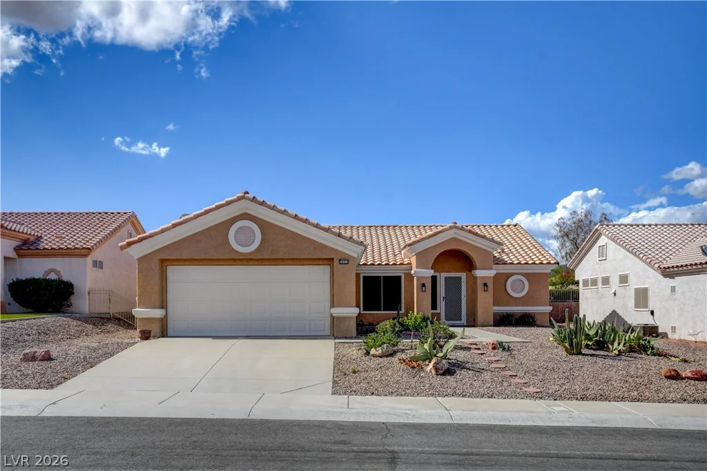 2621 Lotus Hill, Las Vegas, NV 89134