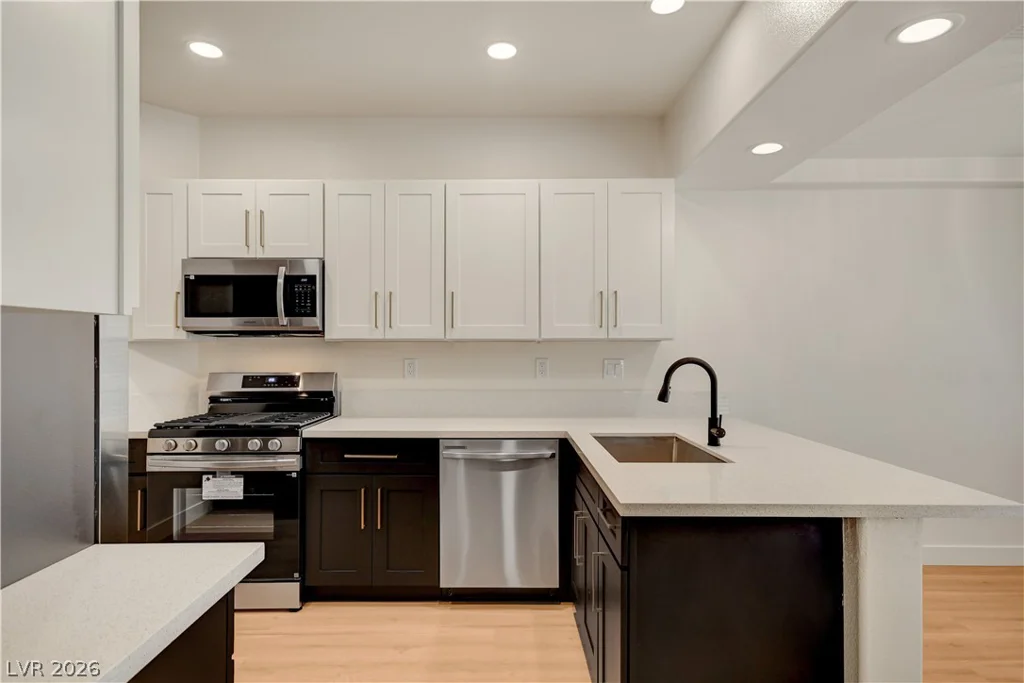 2621 Lotus Hill, Las Vegas, NV 89134