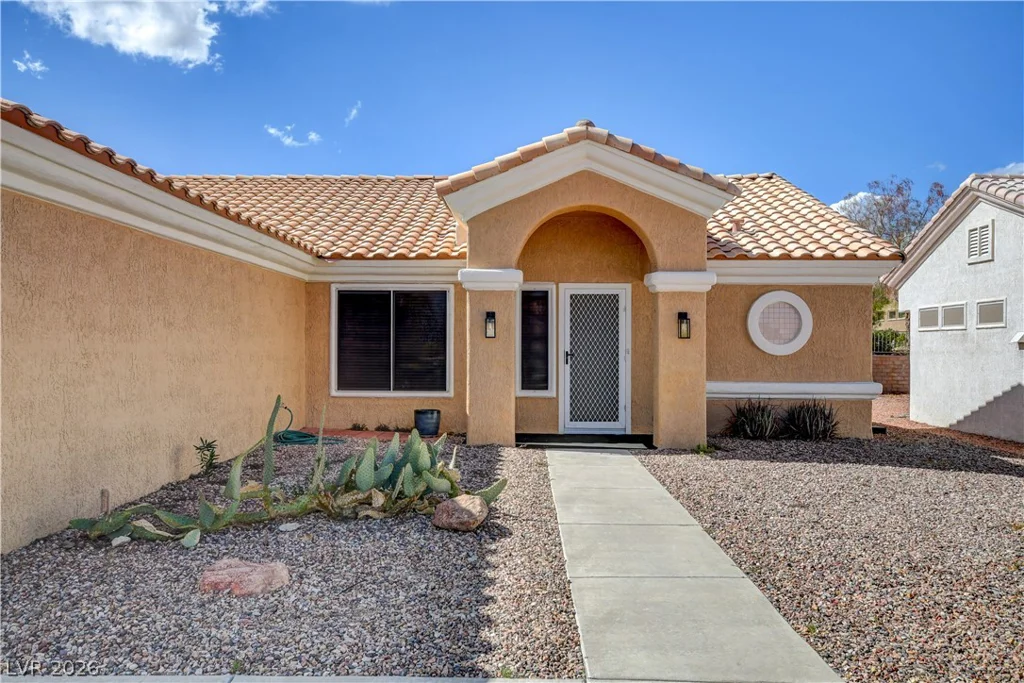 2621 Lotus Hill, Las Vegas, NV 89134