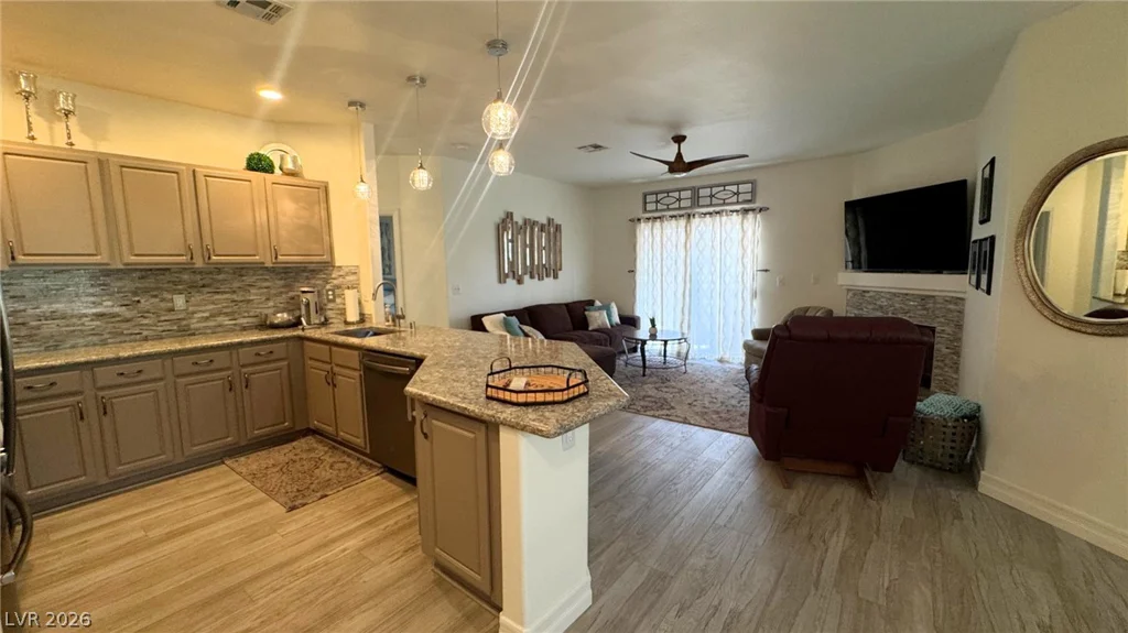8304 Apple Glaze, Las Vegas, NV 89145