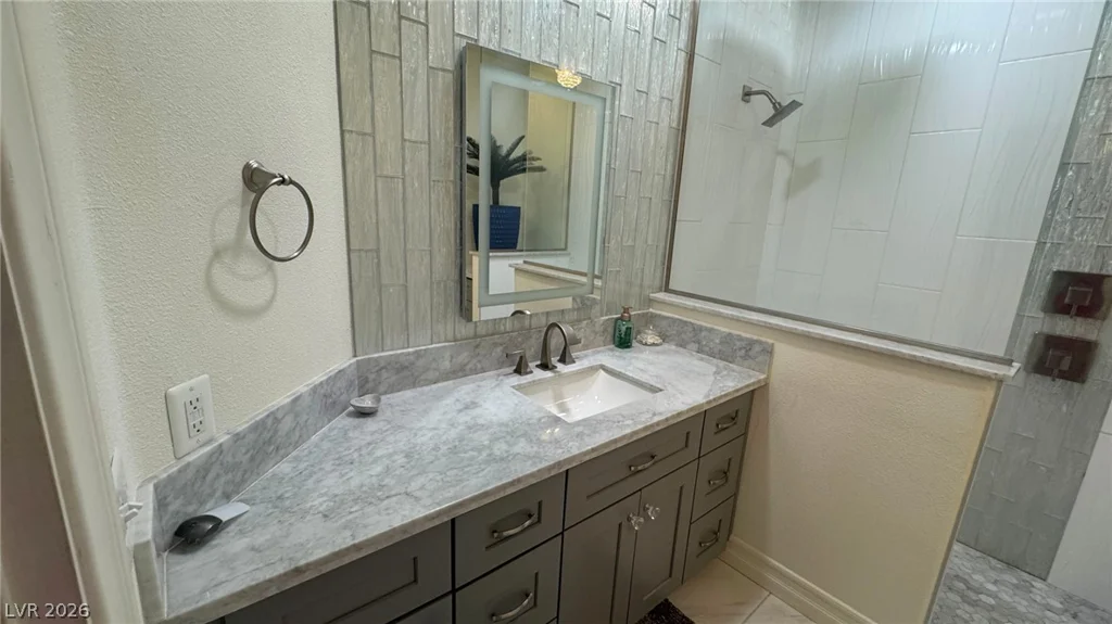 8304 Apple Glaze, Las Vegas, NV 89145