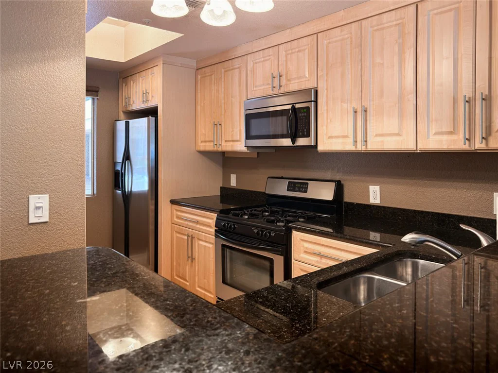 210 Flamingo, Las Vegas, NV 89169
