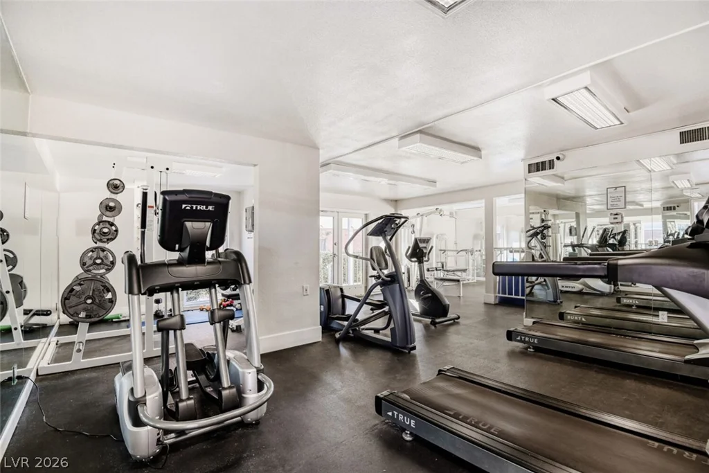 769 Oakmont, Las Vegas, NV 89109