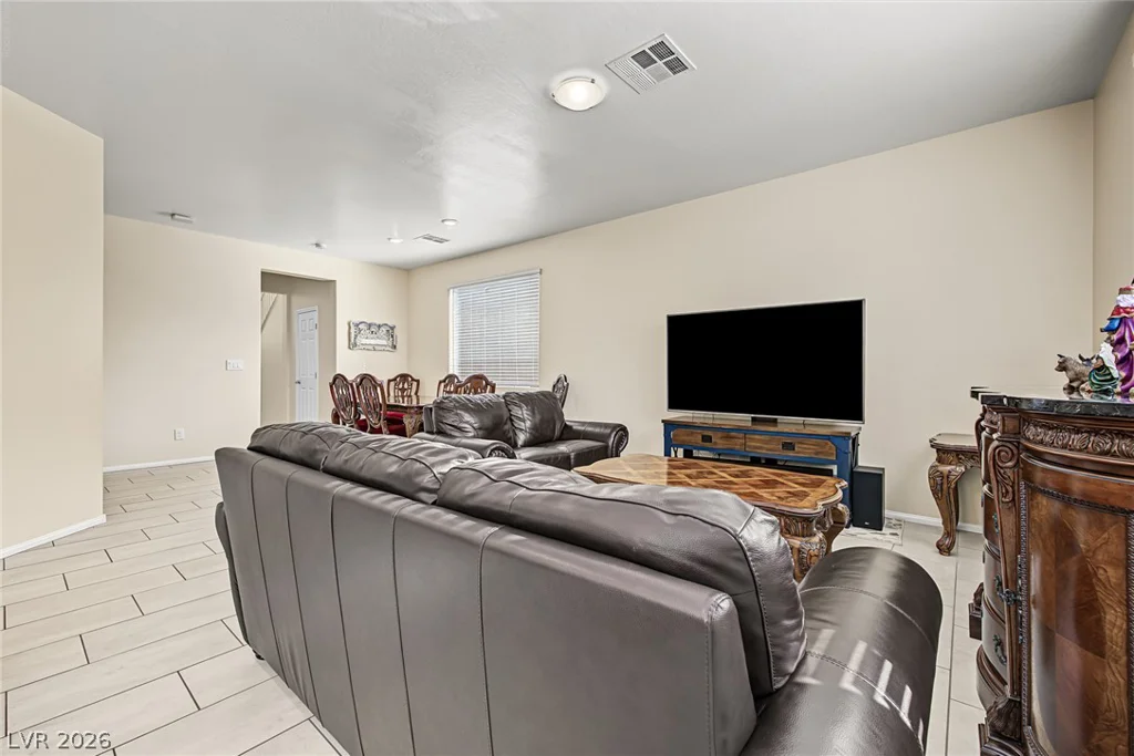 3813 Birch River, North Las Vegas, NV 89032