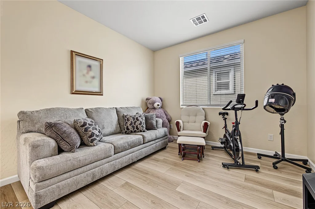 3813 Birch River, North Las Vegas, NV 89032