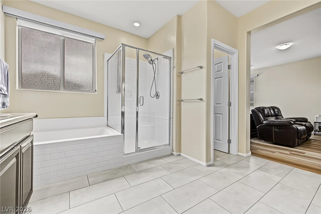 3813 Birch River, North Las Vegas, NV 89032