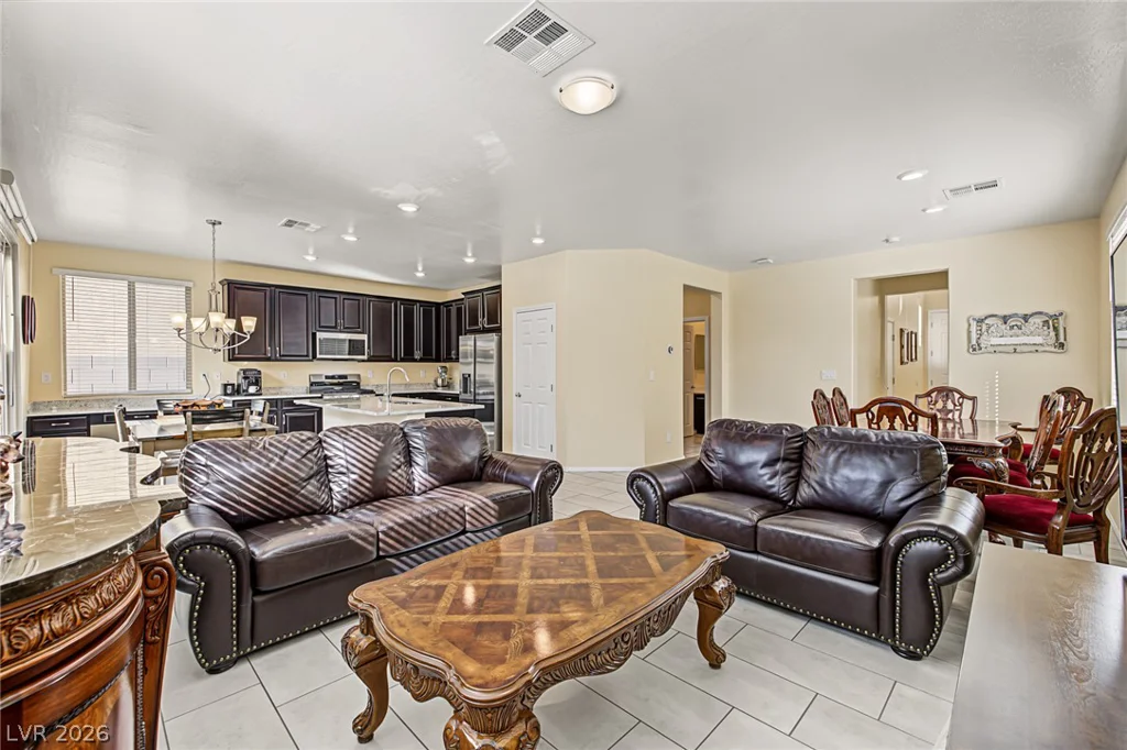 3813 Birch River, North Las Vegas, NV 89032