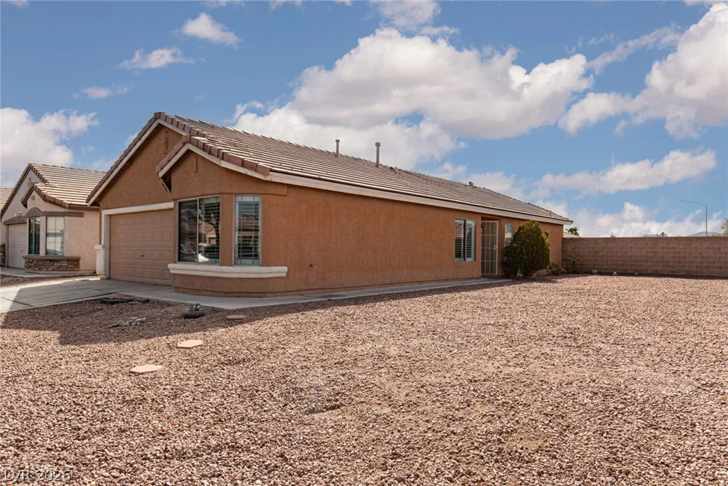 6451 Abbeville River, Las Vegas, NV 89122