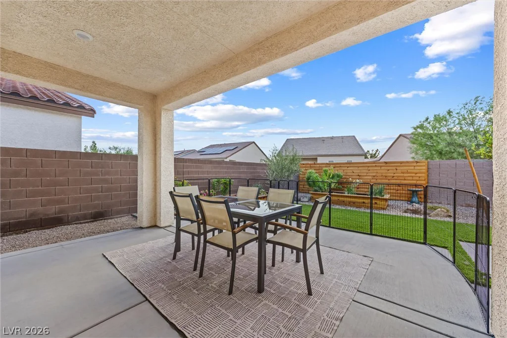 7437 Phoenix Falls, North Las Vegas, NV 89084