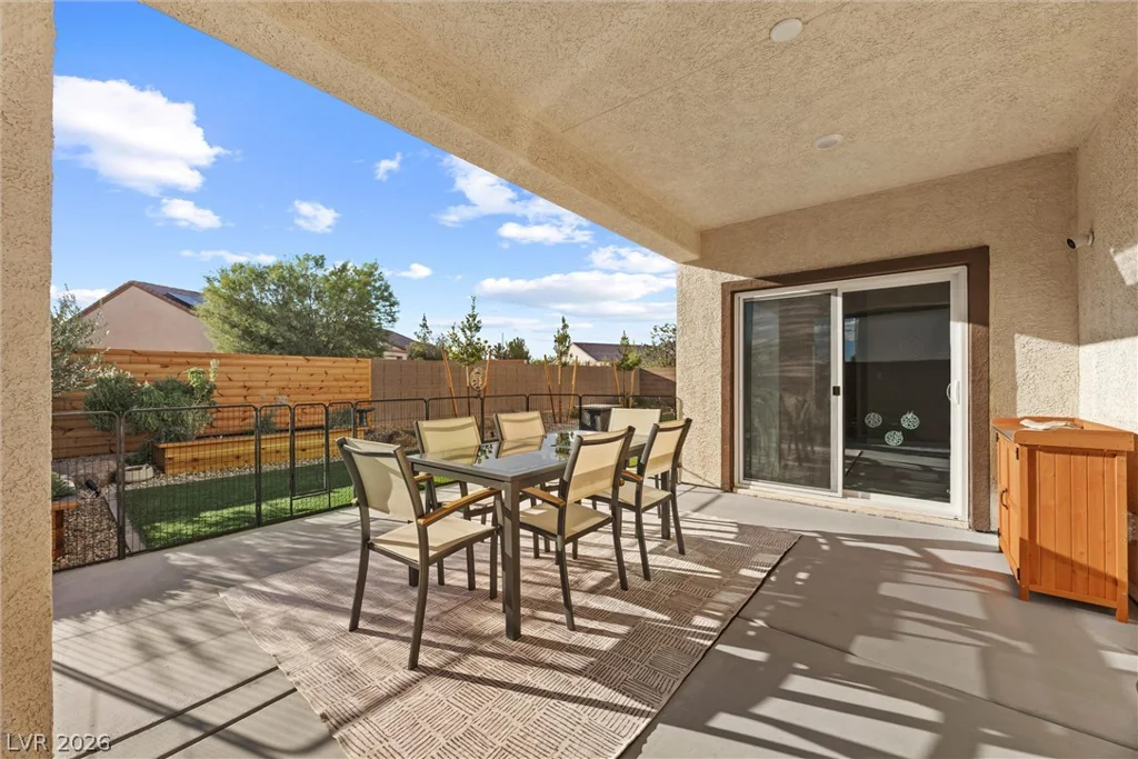 7437 Phoenix Falls, North Las Vegas, NV 89084