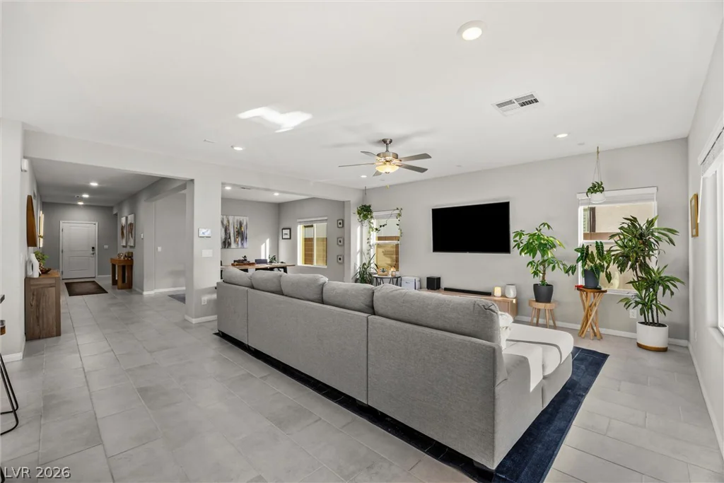 7437 Phoenix Falls, North Las Vegas, NV 89084