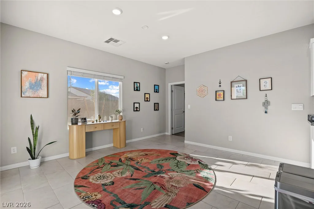 7437 Phoenix Falls, North Las Vegas, NV 89084